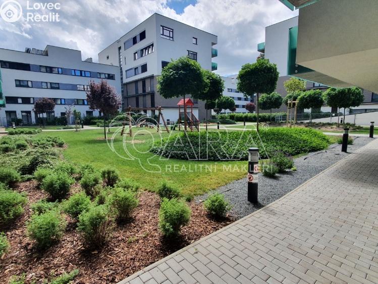 Pronájem bytu 1+KK Praha, Petržílkova 2835/1 č. 17