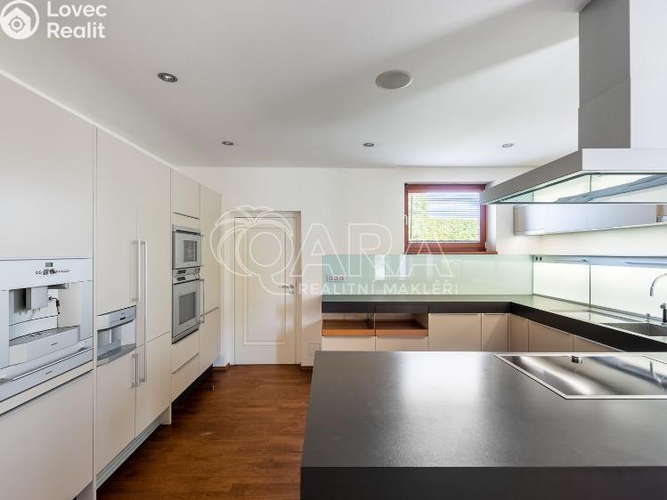 Pronájem vily Statenice, U Školy 405 č. 6