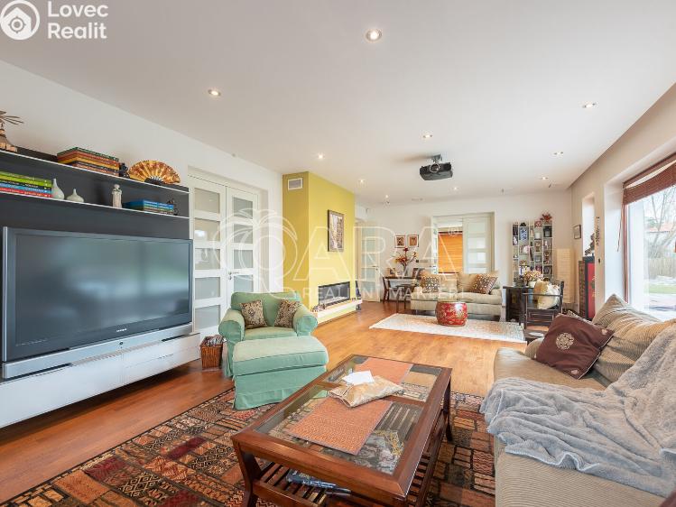 Pronájem vily Statenice, U Školy 405 č. 8