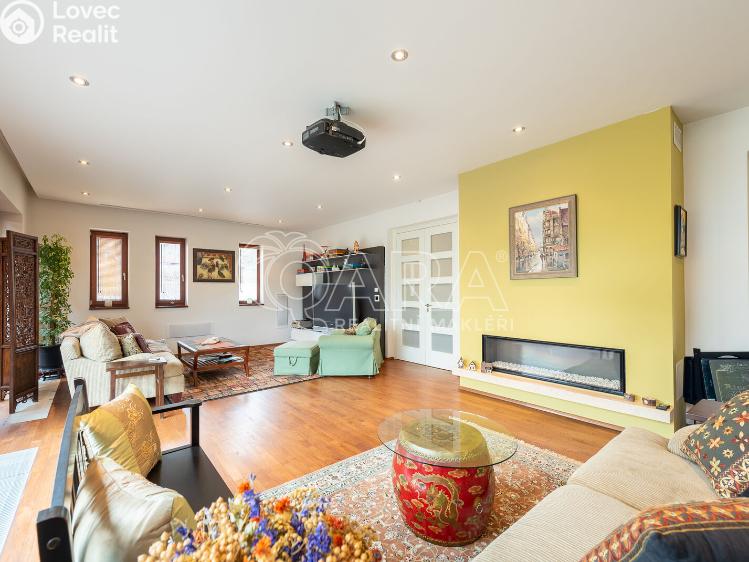 Pronájem vily Statenice, U Školy 405 č. 9