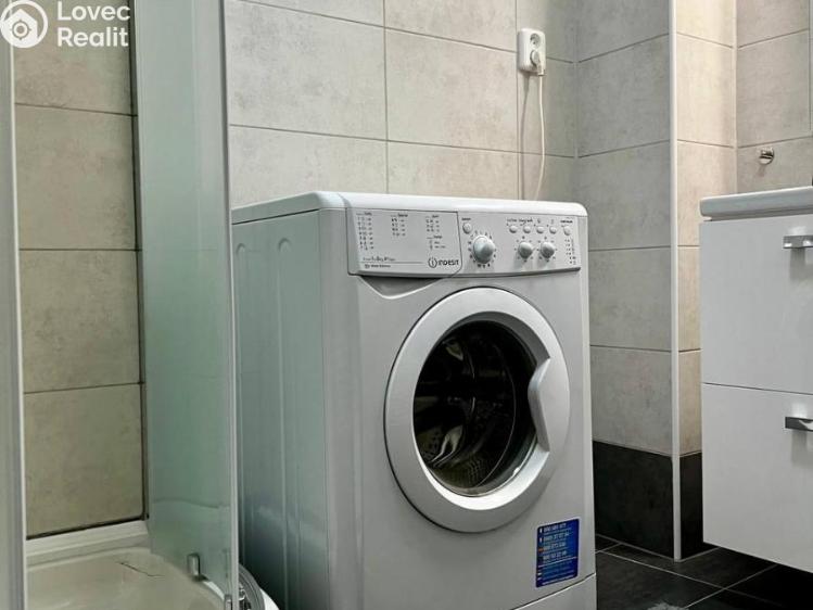 Pronájem bytu 2+KK Praha, Muchova č. 9