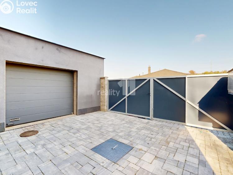 Продаж сімейного будинку Kralupy nad Vltavou, Nad Rybníkem č. 23