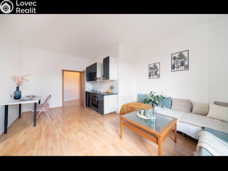 Pronájem bytu 2+KK Praha, Husinecká č. 1