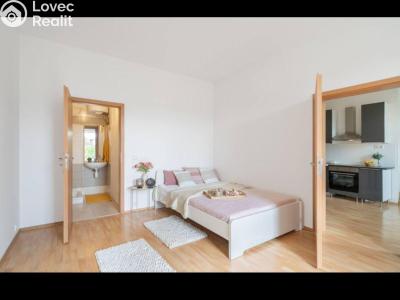 Pronájem bytu 2+KK Praha, Husinecká č. 5