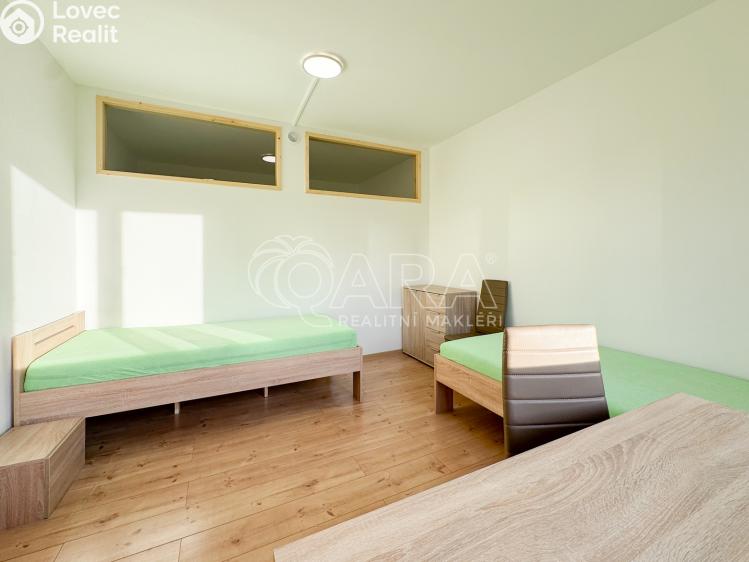 Pronájem bytu 3+1 České Budějovice, J. Opletala 833/53 č. 3