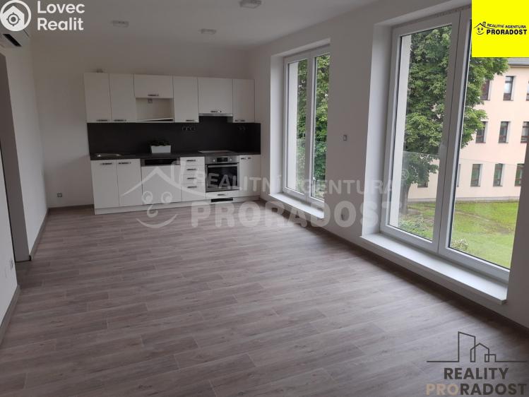 Pronájem bytu 2+KK Hodonín, Komenského č. 3