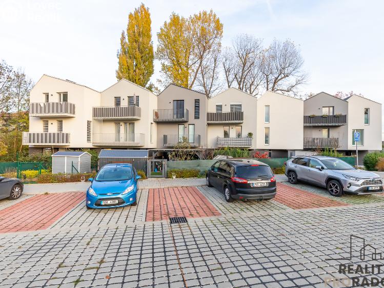 Prodej bytu 3+KK Neratovice, Byškovická 172 č. 23