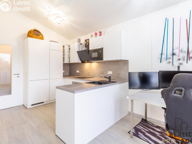 Prodej bytu 3+KK Neratovice, Byškovická 172 č. 4