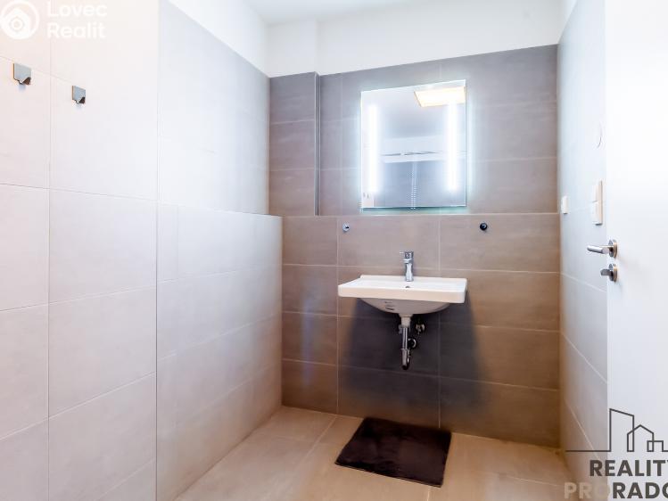 Prodej bytu 3+KK Neratovice, Byškovická 172 č. 12