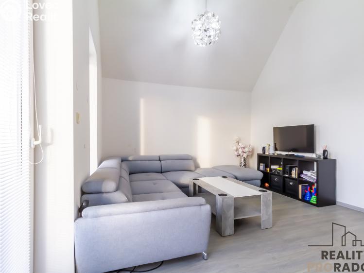 Prodej bytu 3+KK Neratovice, Byškovická 172 č. 17