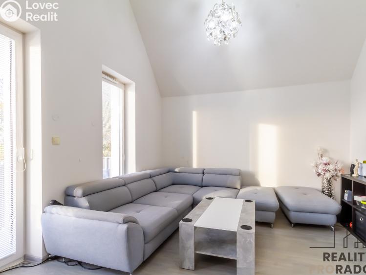 Prodej bytu 3+KK Neratovice, Byškovická 172 č. 18