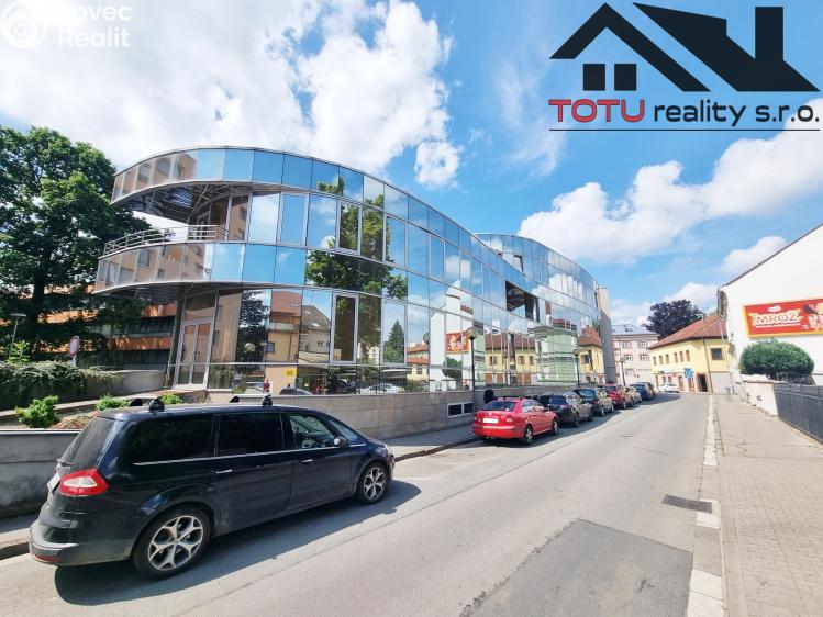 Pronájem kanceláře Chrudim, Palackého třída č. 1