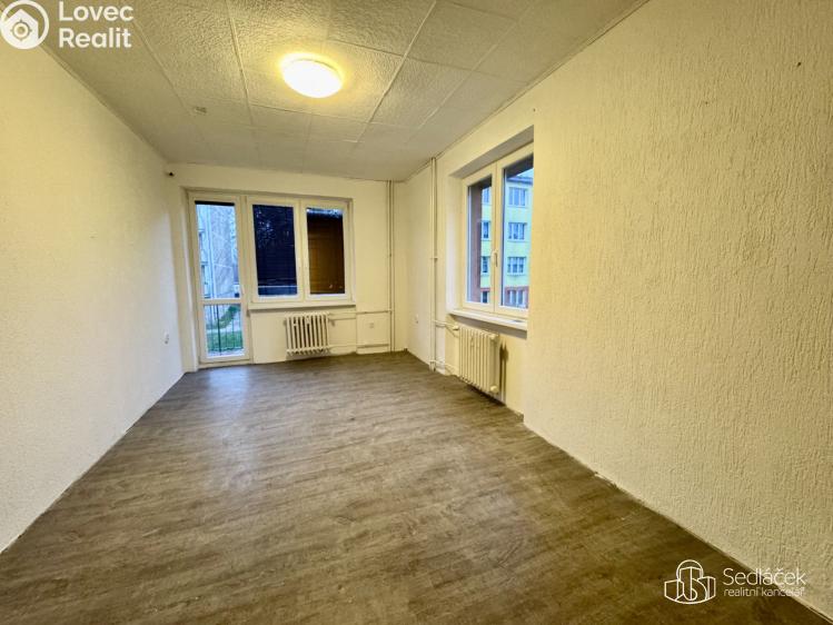 Pronájem bytu 3+1 Bukovany č. 4