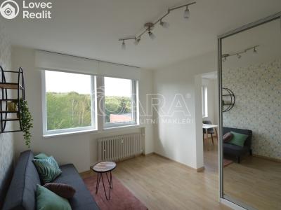 Pronájem bytu 1+1 Praha, Peroutkova č. 3