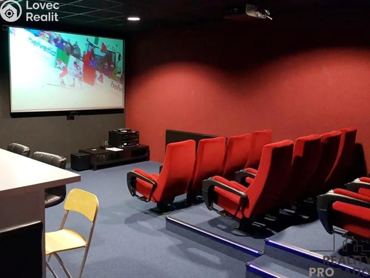 Pronájem bytu 3+KK Praha, Nademlejnská č. 8