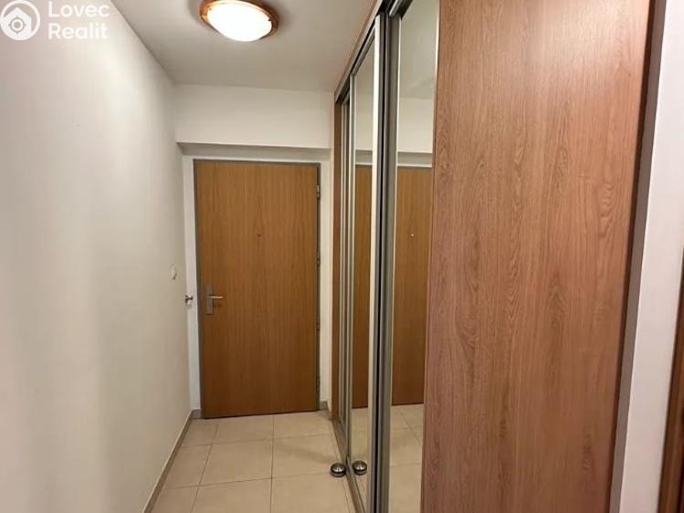 Pronájem bytu 3+KK Praha, Nademlejnská č. 15