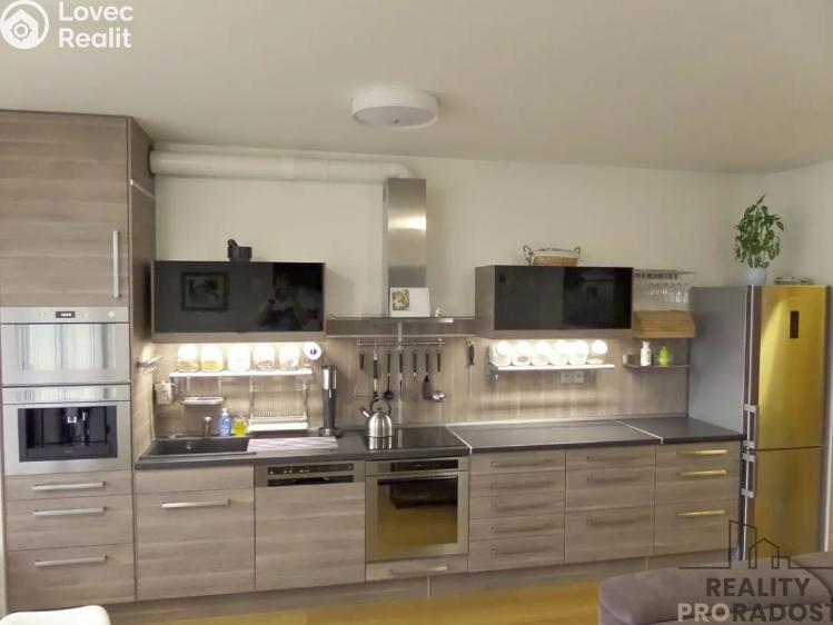 Аренда квартиры 3+KK Praha, Nademlejnská č. 12