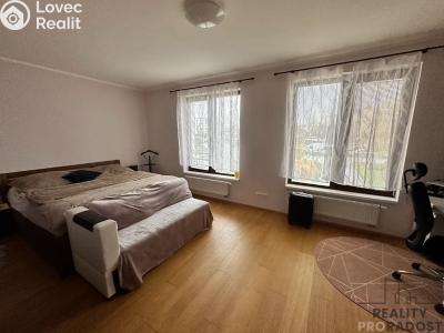 Pronájem bytu 3+KK Praha, Nademlejnská č. 5