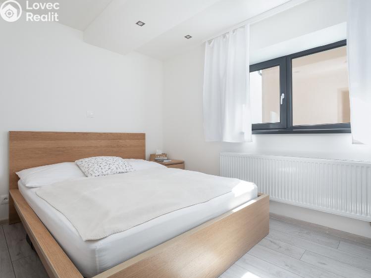 Prodej bytu 2+KK Kravaře, Poštovní č. 3