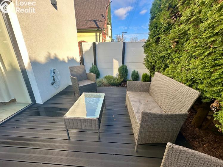 Prodej bytu 2+KK Kravaře, Poštovní č. 15