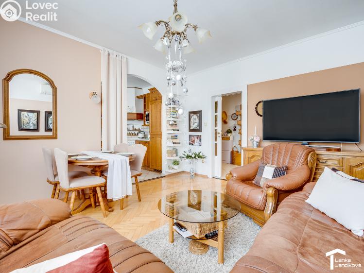 Pronájem bytu 2+1 Pardubice, Sladkovského 1530 č. 3