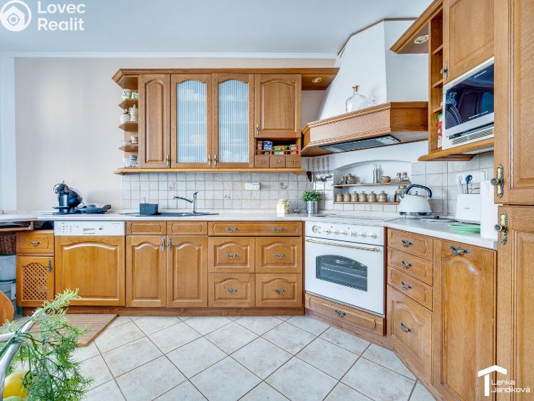 Pronájem bytu 2+1 Pardubice, Sladkovského 1530 č. 4