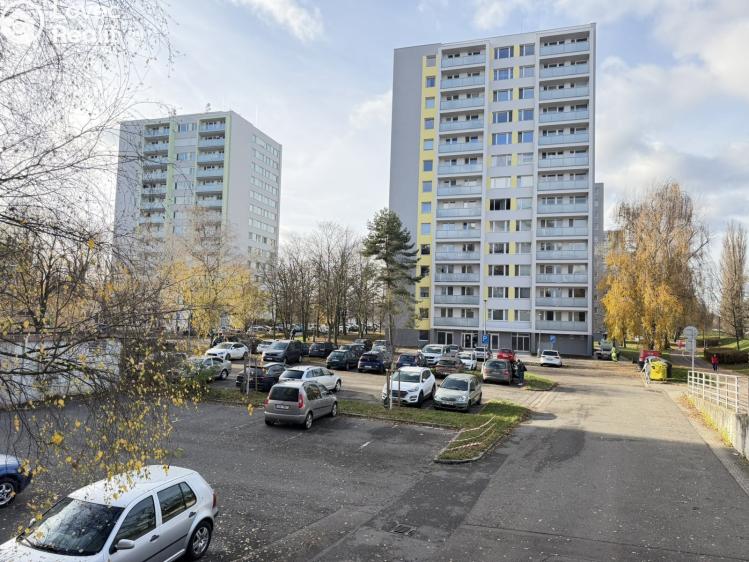 Pronájem bytu 2+1 Pardubice, nábřeží Závodu míru 1858 č. 1