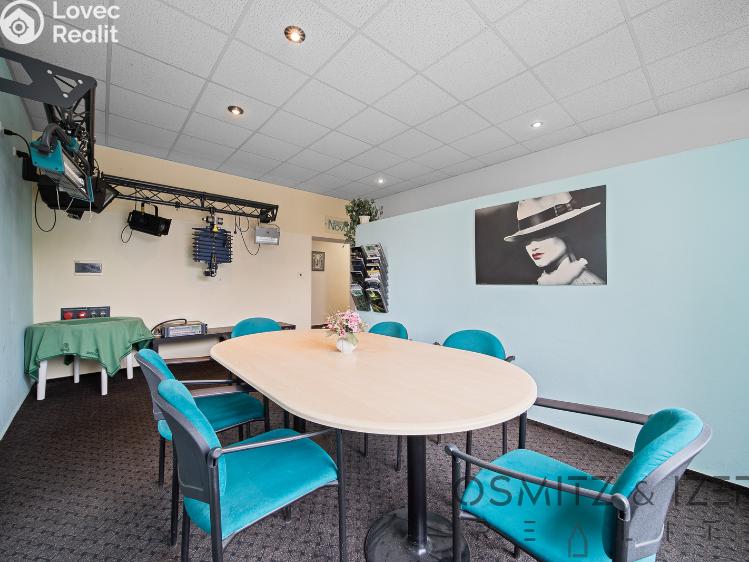 Prodej rodinného domu Praha, Nad rybníkem č. 14