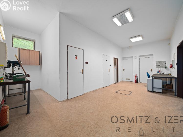 Prodej rodinného domu Praha, Nad rybníkem č. 19