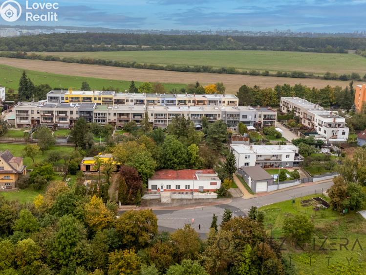 Продажа семейного дома Praha, Nad rybníkem č. 6