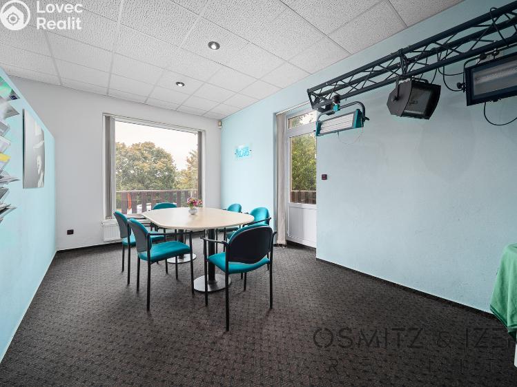 Продажа семейного дома Praha, Nad rybníkem č. 15