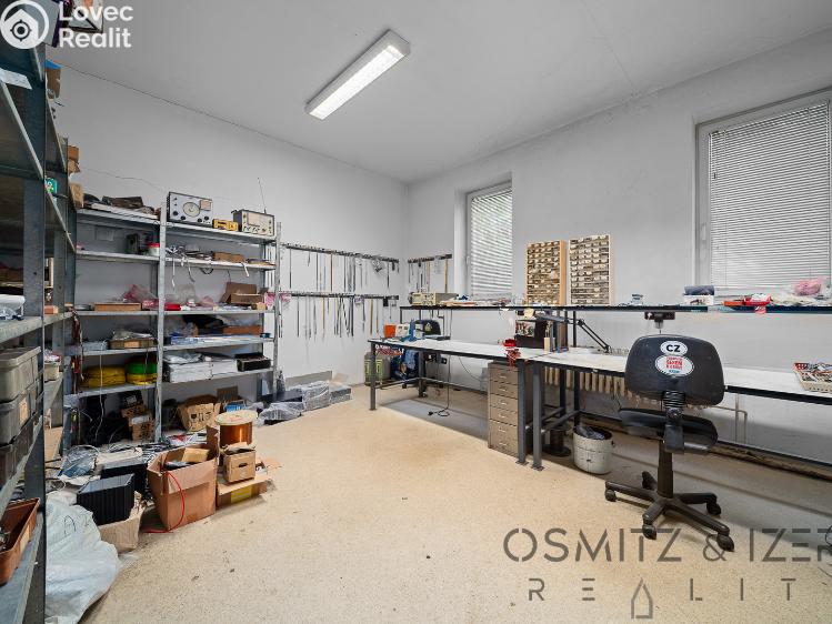 Продажа семейного дома Praha, Nad rybníkem č. 24