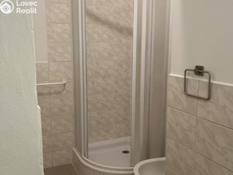 Pronájem bytu 2+KK Praha, Husinecká 664/31 č. 5