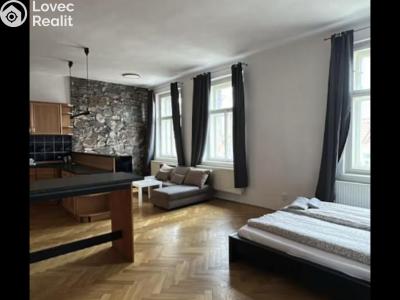 Pronájem bytu 2+KK Praha, Husinecká č. 2