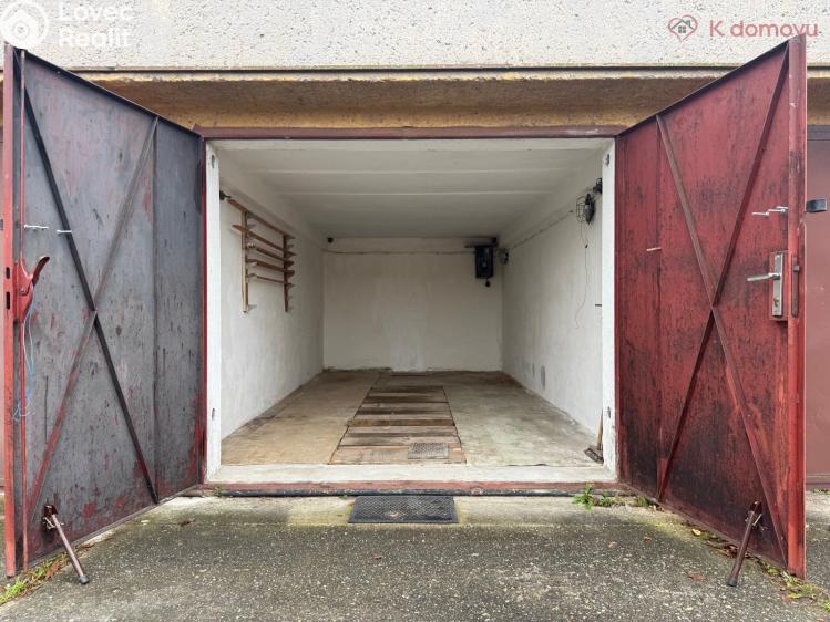 Pronájem garáže Uherské Hradiště, 28. října č. 1