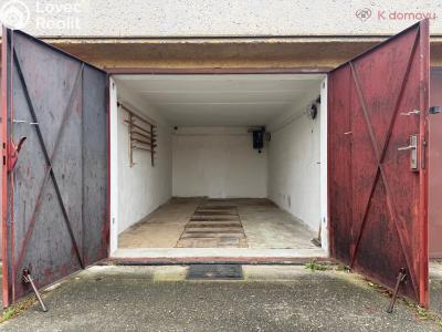 Pronájem garáže Uherské Hradiště, 28. října č. 1