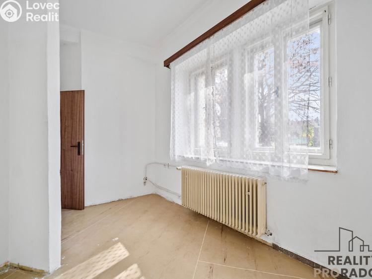 Pronájem obchodního prostoru Chotěboř, Herrmannova 614 č. 17