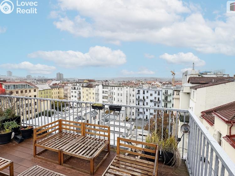 Prodej bytu 5+KK Praha 2, Americká č. 42