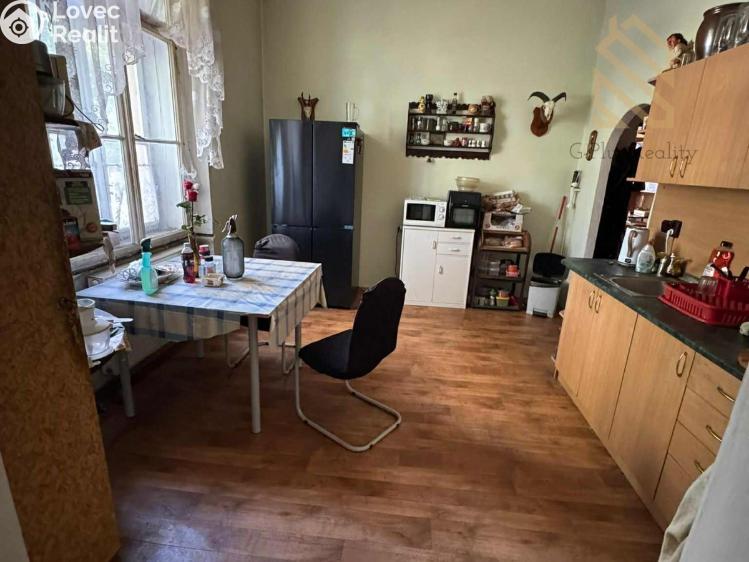 Sale apartment 3+1 Litoměřice, Mírové náměstí 40 č. 7