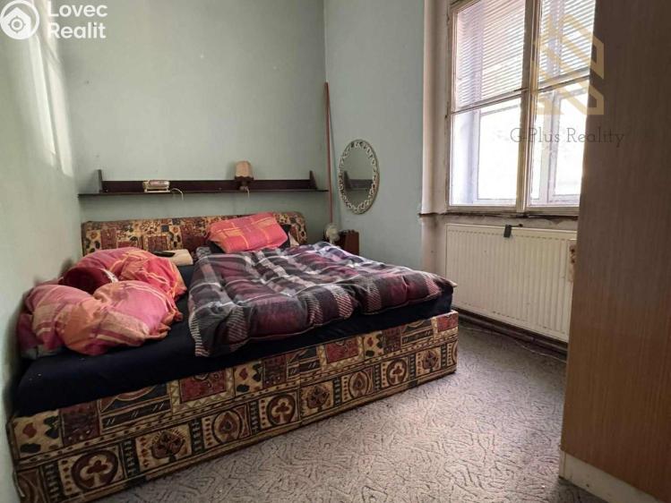 Sale apartment 3+1 Litoměřice, Mírové náměstí 40 č. 8