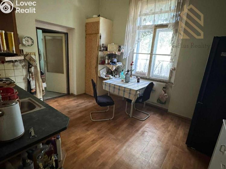 Sale apartment 3+1 Litoměřice, Mírové náměstí 40 č. 10