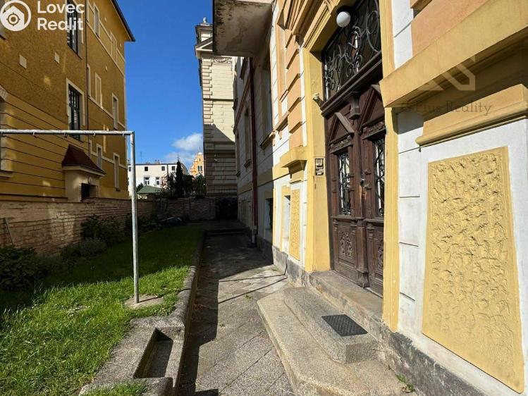 Sale apartment 3+1 Litoměřice, Mírové náměstí 40 č. 11