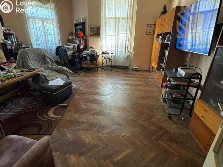 Sale apartment 3+1 Litoměřice, Mírové náměstí 40 č. 12