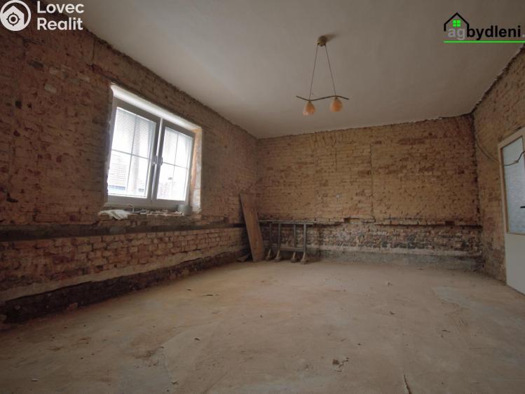 Prodej rodinného domu Vstiš č. 8