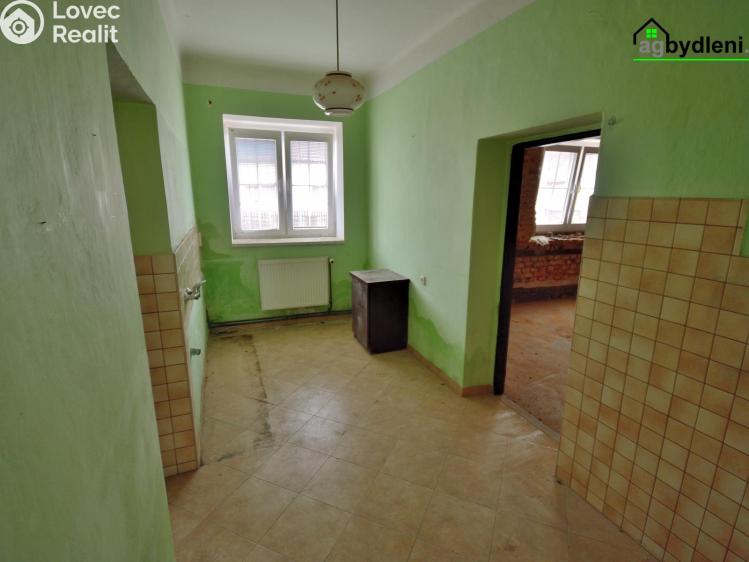 Prodej rodinného domu Vstiš č. 9