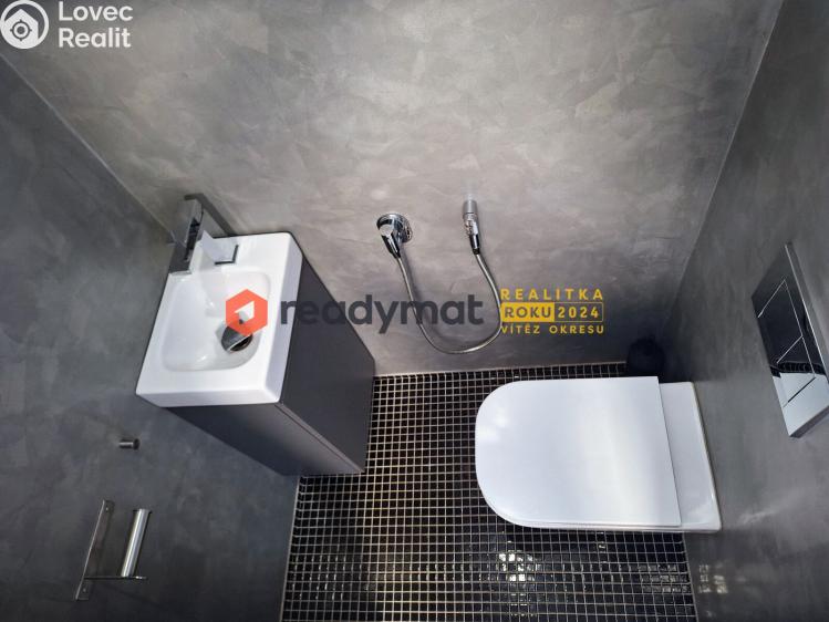 Pronájem bytu 2+KK Hodonín, Národní třída 493/94 č. 13