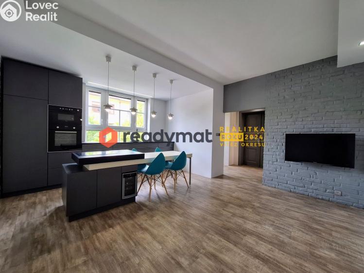 Pronájem bytu 2+KK Hodonín, Národní třída 493/94 č. 3