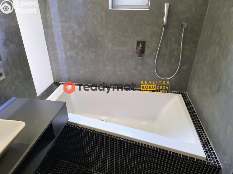 Pronájem bytu 2+KK Hodonín, Národní třída 493/94 č. 10