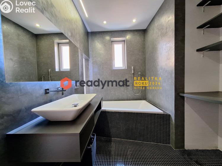 Pronájem bytu 2+KK Hodonín, Národní třída 493/94 č. 11