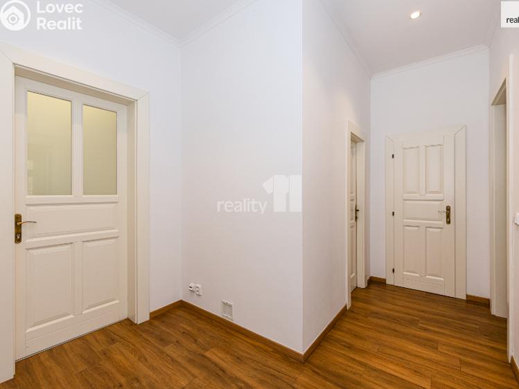 Pronájem kanceláře Praha 4, Na dolinách č. 7